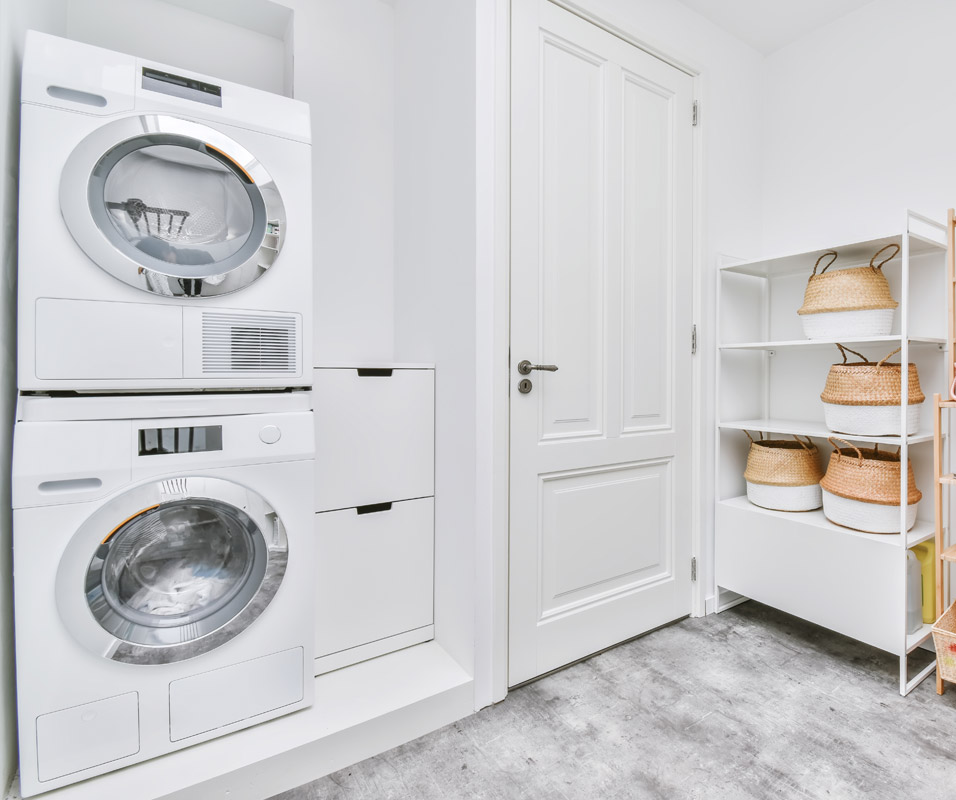 Washer and dryer in the bathroom SanSwiss